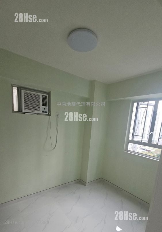 On Ning Garden Sell 2 Bedrooms , 1 Bathroom