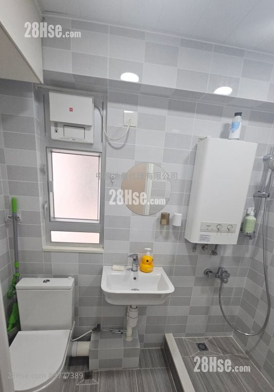 On Ning Garden Sell 2 Bedrooms , 1 Bathroom