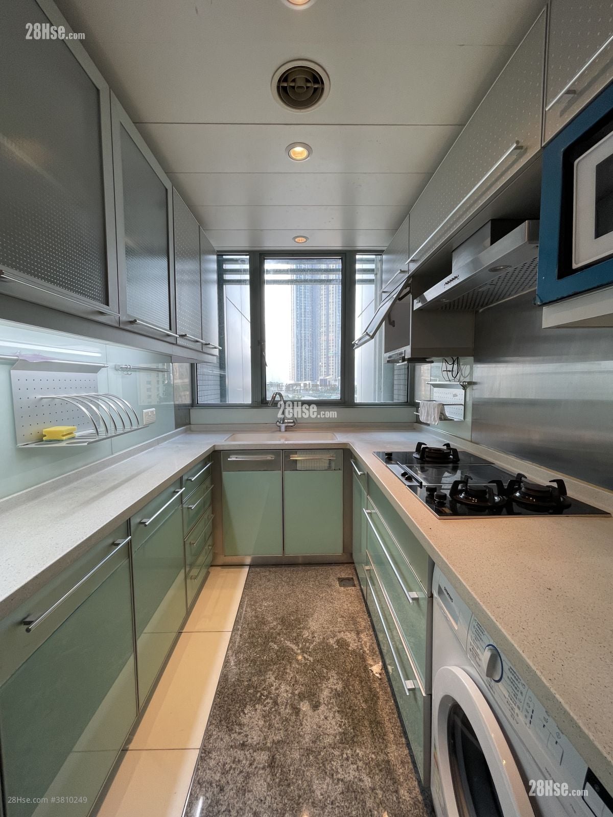 The Harbourside Sell 3 Bedrooms , 2 Bathrooms 1,015 ft²