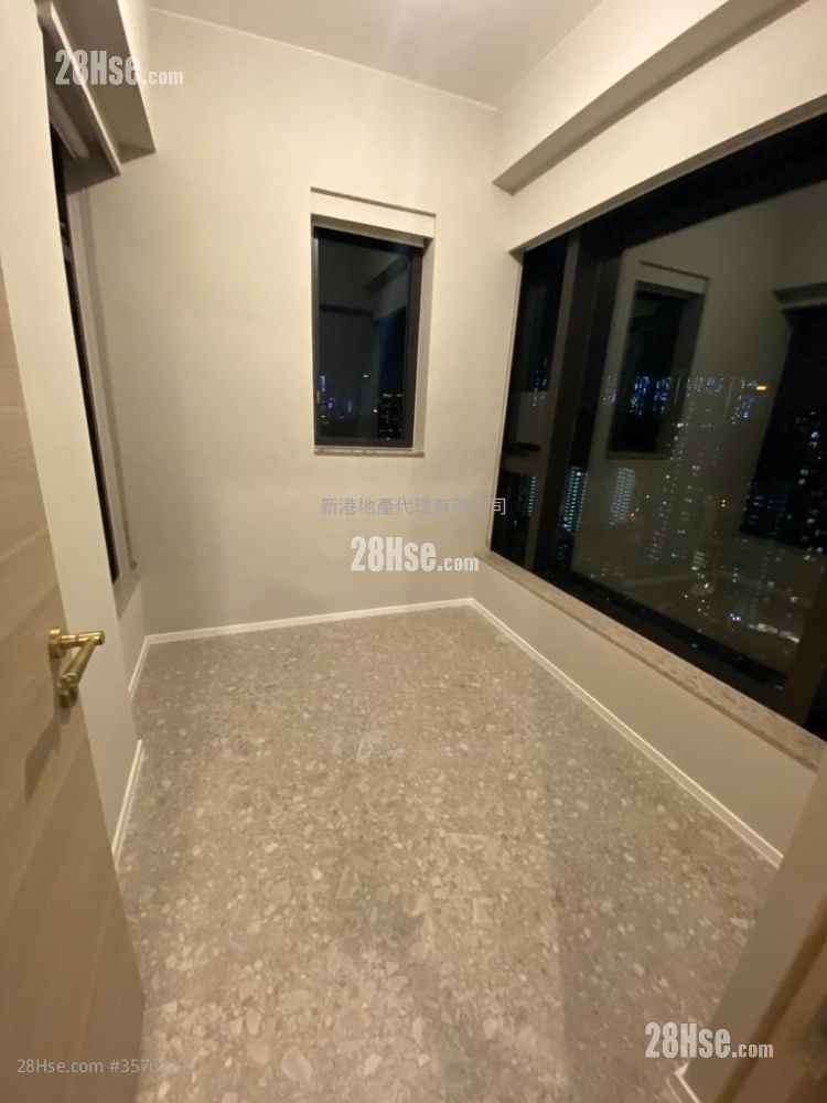 Artisan Garden Rental 1 Bedroom , 1 Bathroom 319 ft²