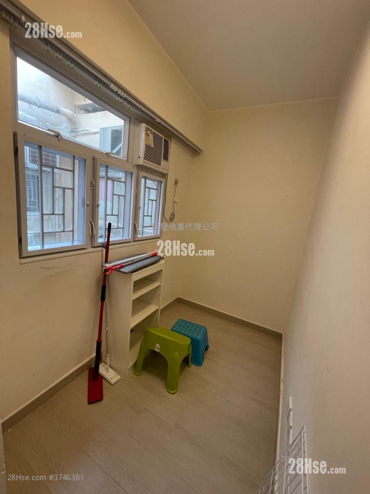 宏安大廈 售盤 3 房 , 1 浴室 561 平方呎