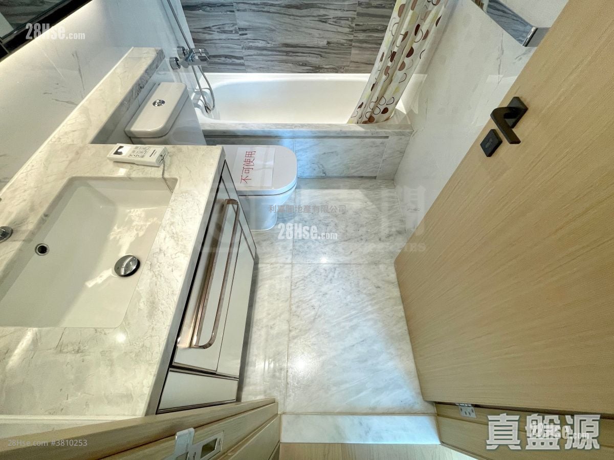 Montara Sell 3 Bedrooms , 2 Bathrooms 815 ft²