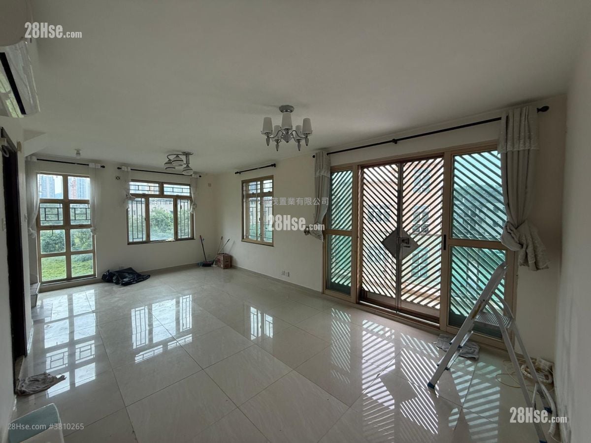 村屋 租盘 3 房 , 1 浴室 630 平方尺