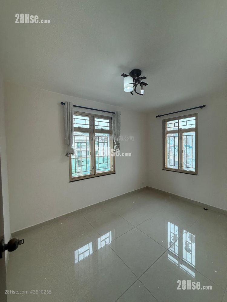 村屋 租盘 3 房 , 1 浴室 630 平方尺