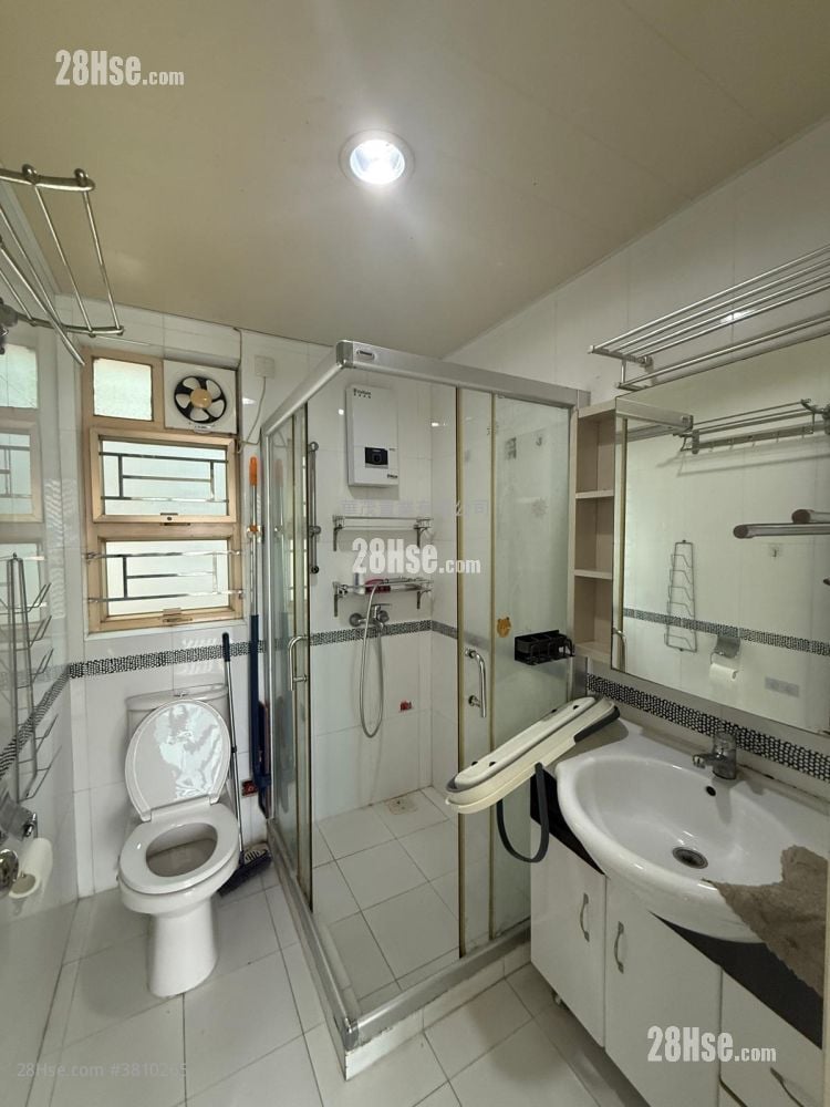 村屋 租盘 3 房 , 1 浴室 630 平方尺