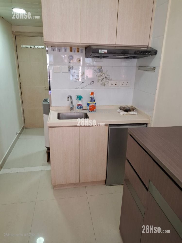 Chinese Mansion Rental 1 Bathroom 130 ft²