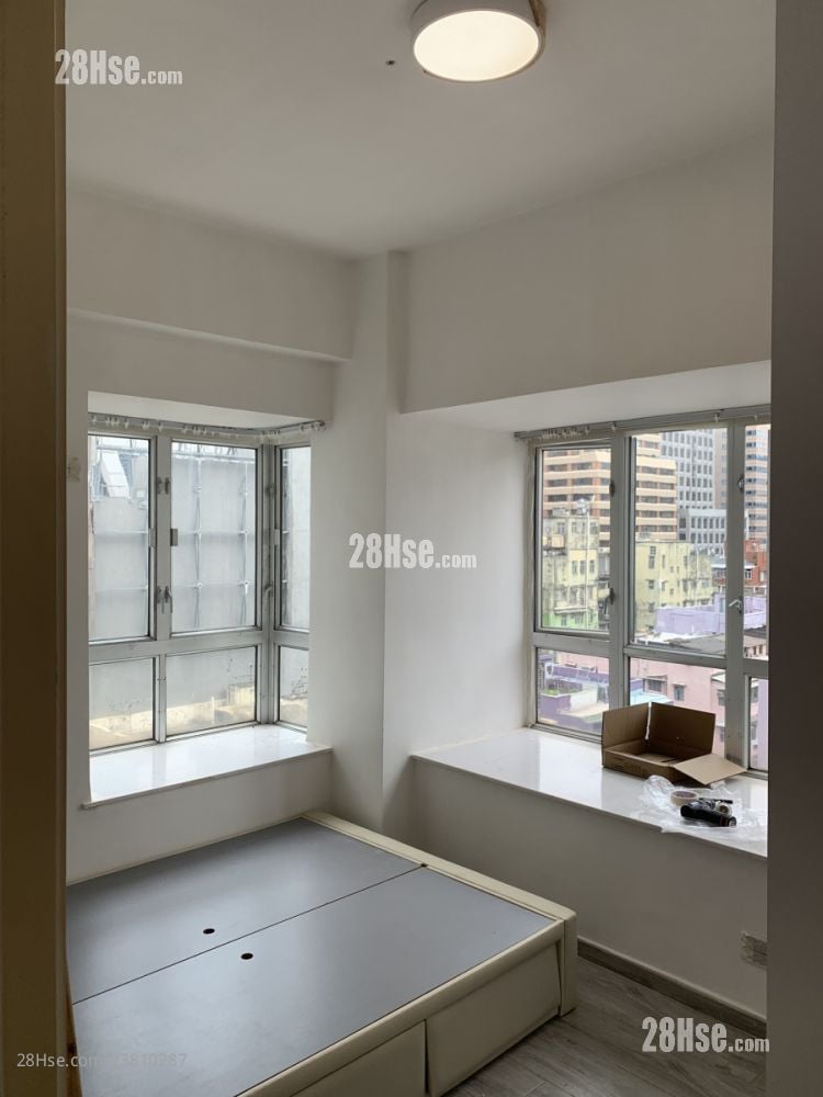 Foo Tat Building Sell 2 Bedrooms , 1 Bathroom 318 ft²