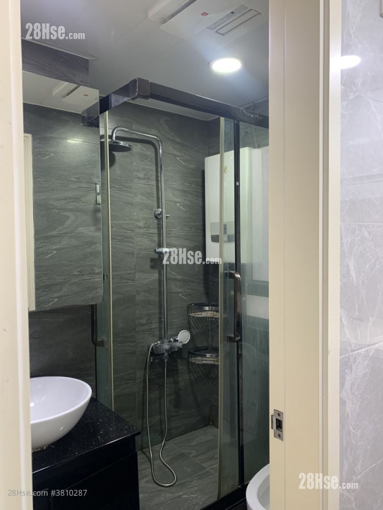 Foo Tat Building Sell 2 Bedrooms , 1 Bathroom 318 ft²