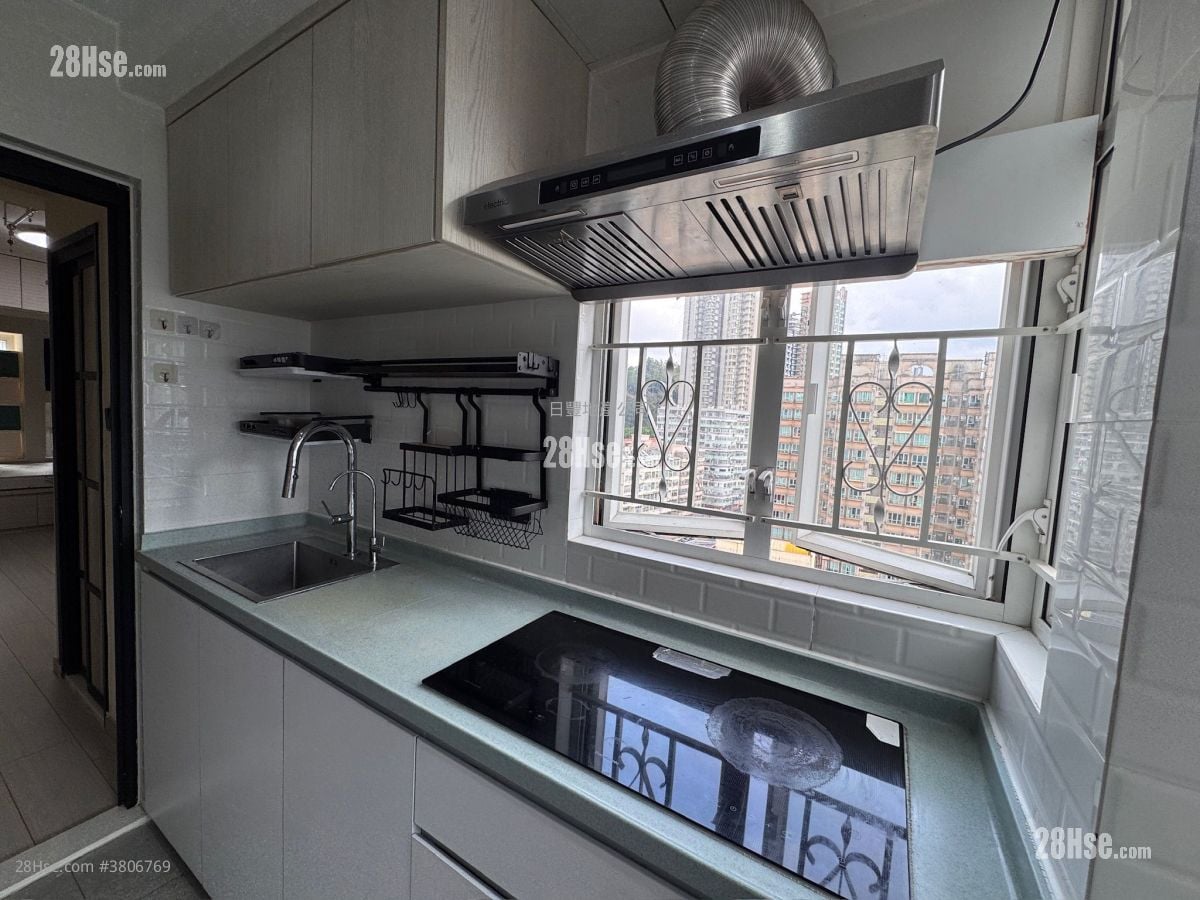 Hand Wai Court Rental 2 Bedrooms , 1 Bathroom 299 ft²