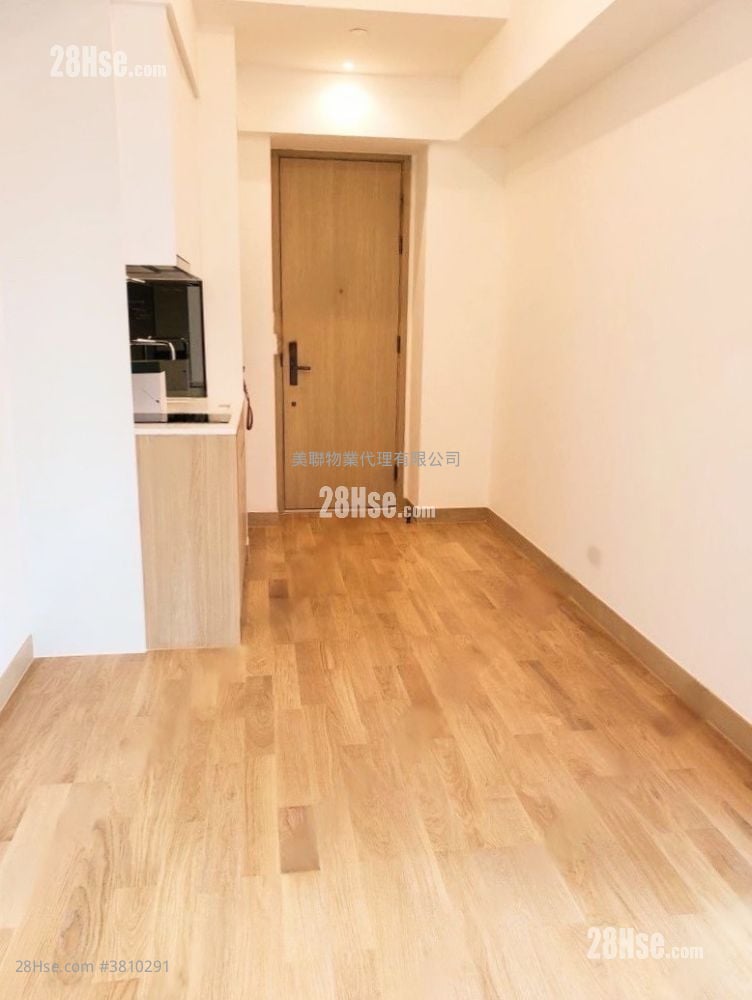 喜遇 售盘 1 房 , 1 浴室 299 平方尺