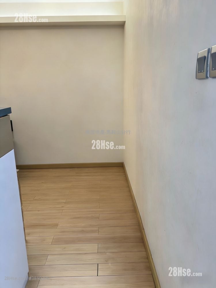 Chevalier Garden Sell 3 Bedrooms , 1 Bathroom 597 ft²