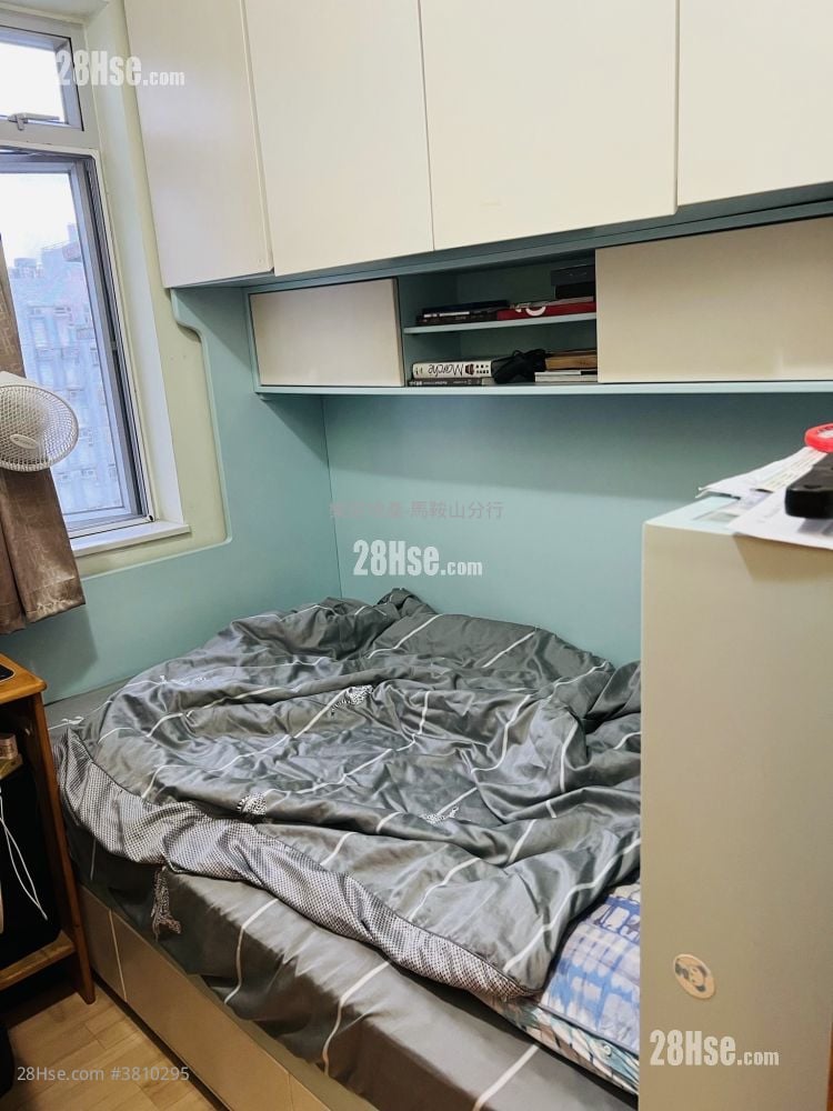 Chevalier Garden Sell 3 Bedrooms , 1 Bathroom 597 ft²