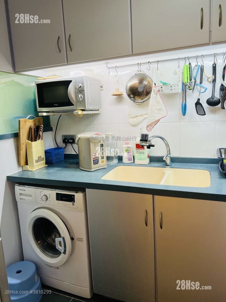 Chevalier Garden Sell 3 Bedrooms , 1 Bathroom 597 ft²