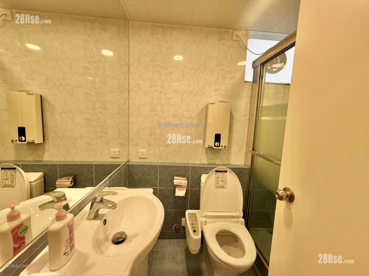 太古城 售盘 3 房 , 1 浴室 702 平方尺