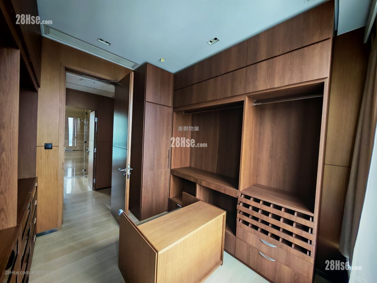 春晖8号 租盘 4 浴室 3,083 平方尺