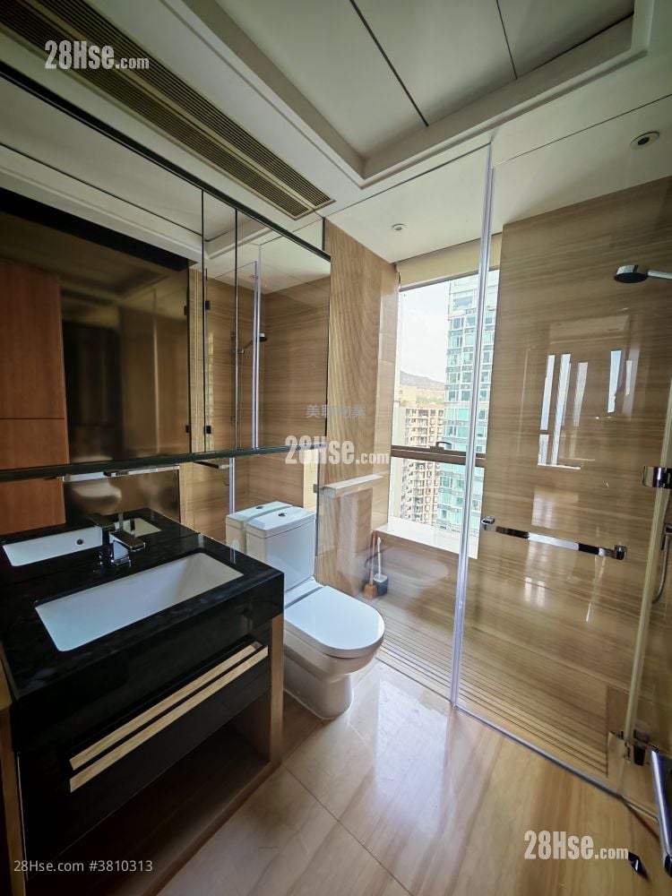 春晖8号 租盘 4 浴室 3,083 平方尺