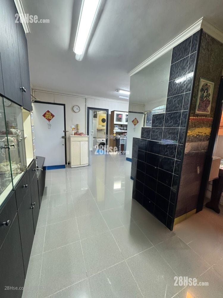 榮輝中心 售盤 2 房 , 1 浴室 419 平方呎