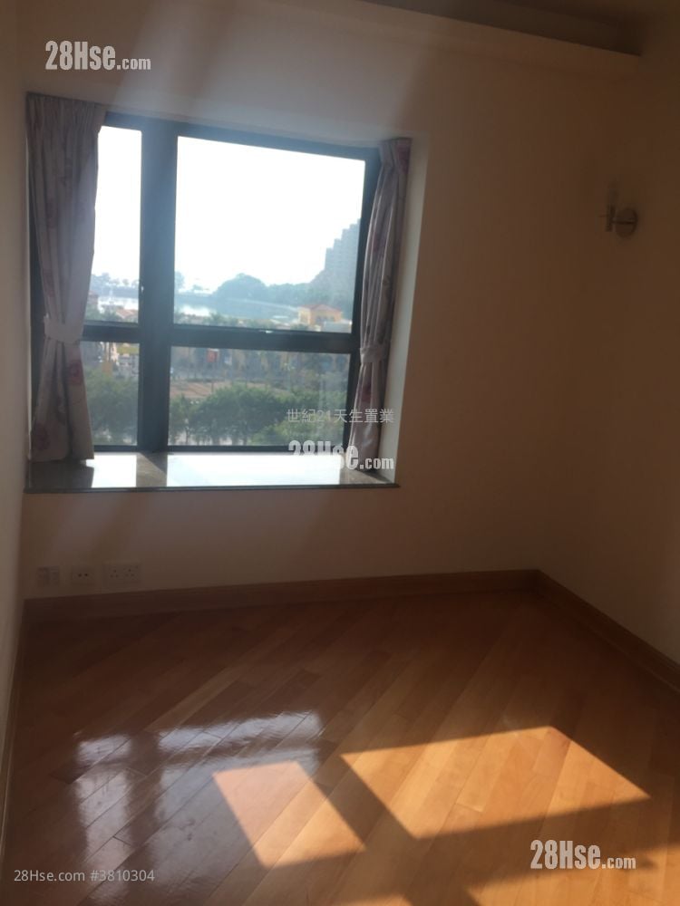 爱琴海岸 售盘 4 房 , 2 浴室 811 平方尺