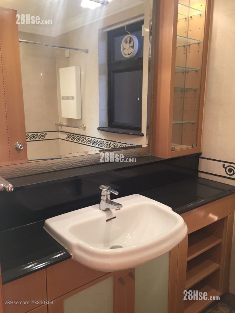 爱琴海岸 售盘 4 房 , 2 浴室 811 平方尺