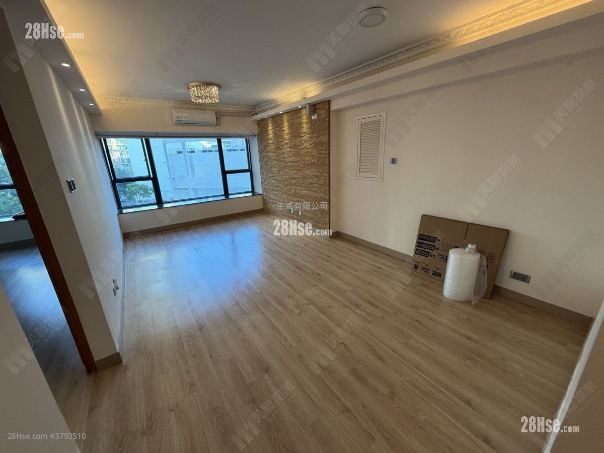 Baycrest Sell 2 Bedrooms , 1 Bathroom 601 ft²