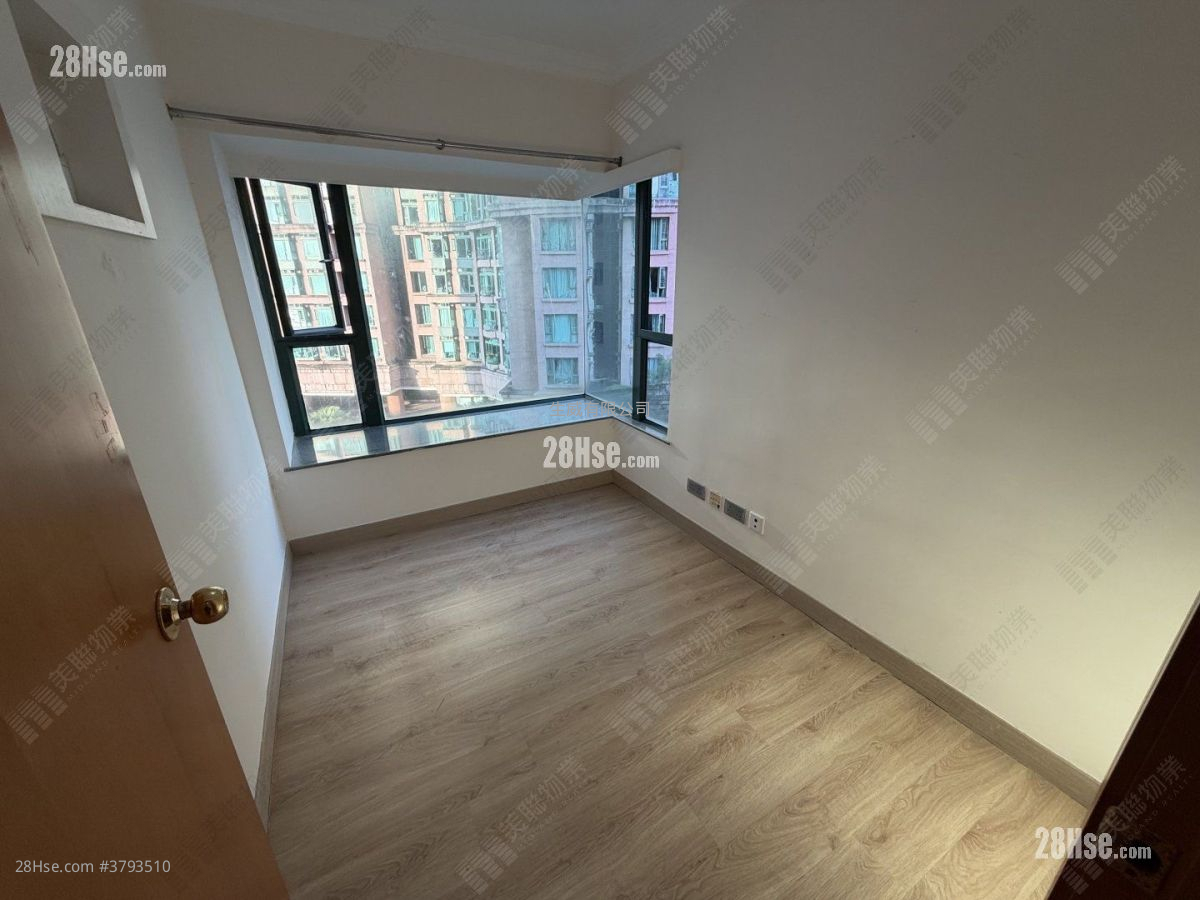 Baycrest Sell 2 Bedrooms , 1 Bathroom 601 ft²