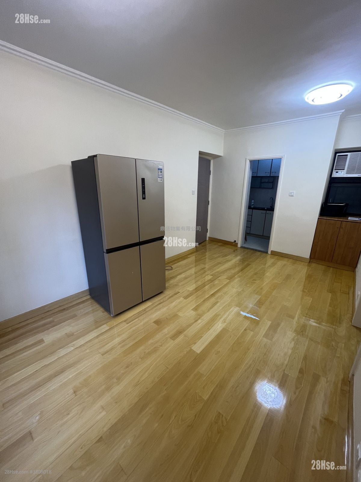 樂嘉中心 租盤 3 房 , 1 浴室 537 平方呎