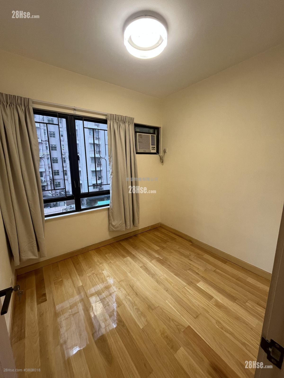 樂嘉中心 租盤 3 房 , 1 浴室 537 平方呎