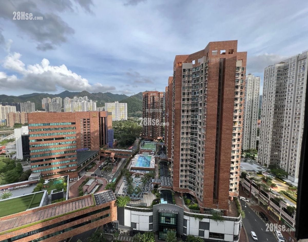 Wai Wah Centre Sell 1 Bedroom 297 ft²
