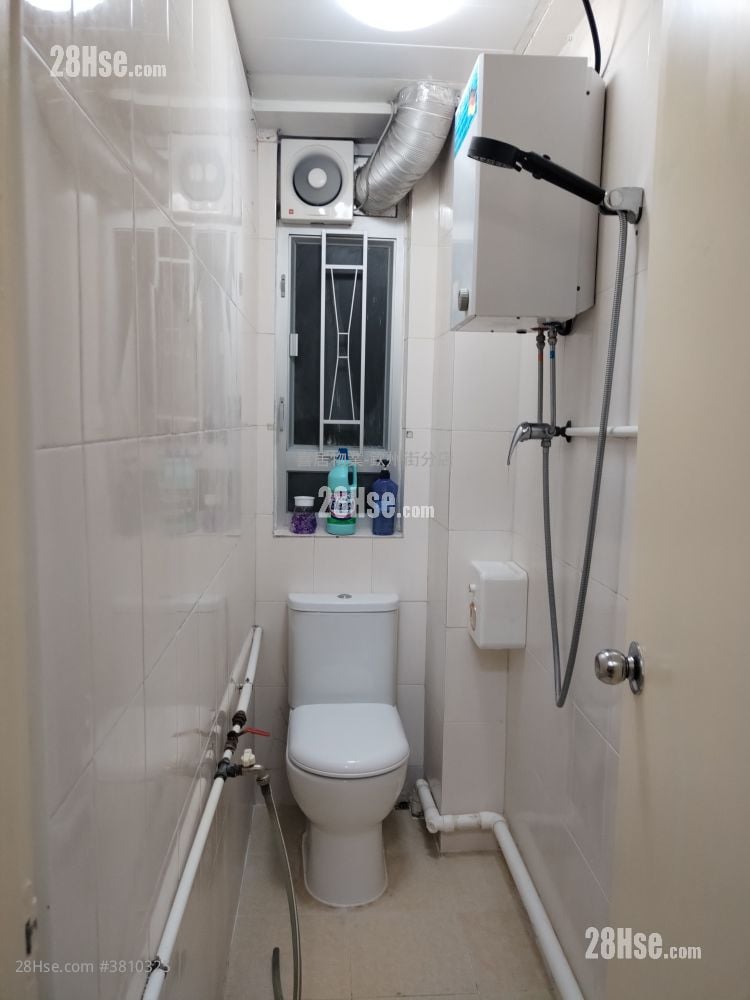 Hong Ning Building Rental 2 Bedrooms , 1 Bathroom 330 ft²