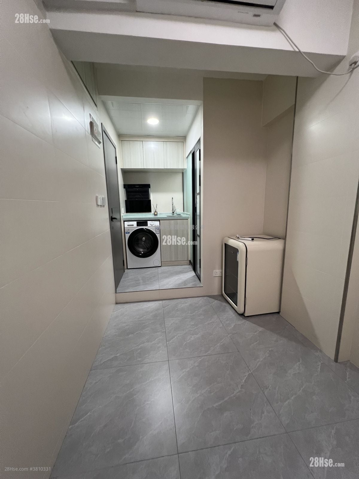 Lee Shing Mansion Rental 180 ft²