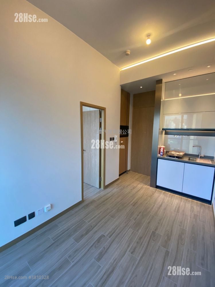 The Vantage Sell 1 Bedroom , 1 Bathroom 268 ft²