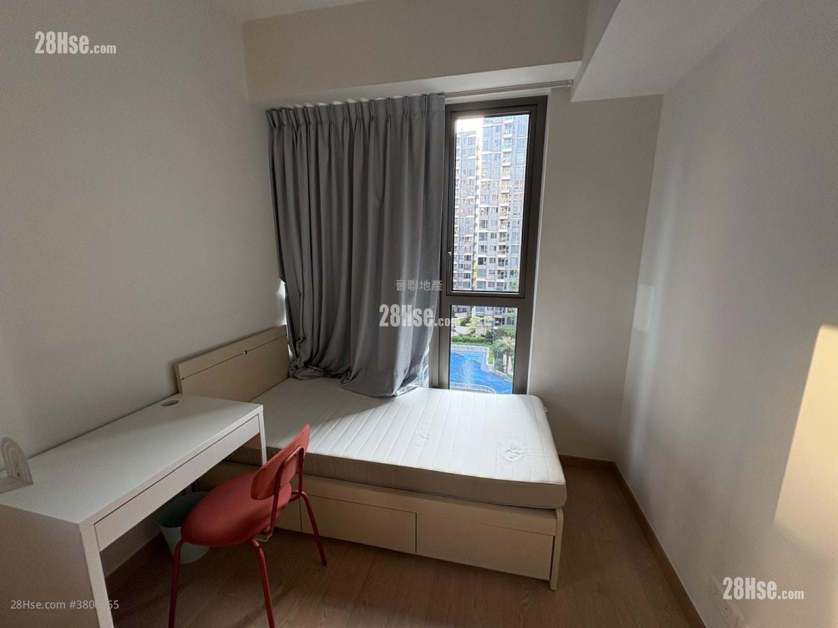 Solaria Rental 2 Bedrooms , 1 Bathroom 461 ft²