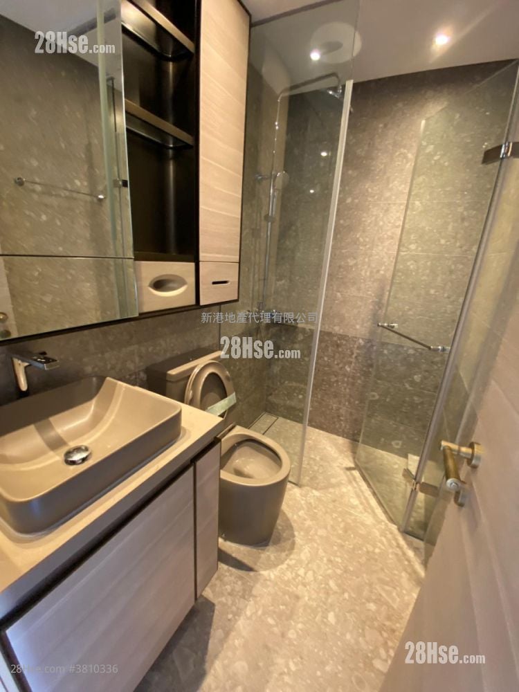 Artisan Garden Sell 2 Bedrooms , 1 Bathroom 386 ft²