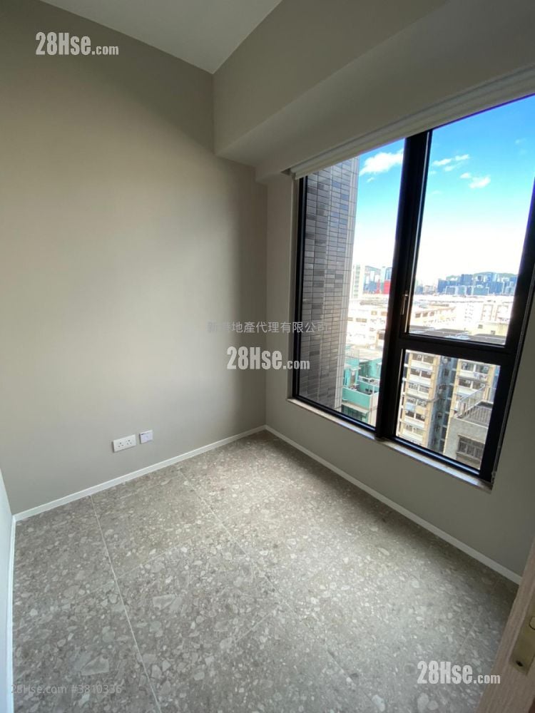 Artisan Garden Sell 2 Bedrooms , 1 Bathroom 386 ft²