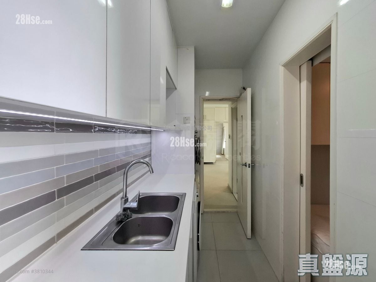 蓝天海岸 租盘 3 房 , 2 浴室 911 平方尺