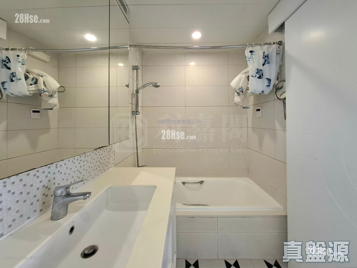 蓝天海岸 租盘 3 房 , 2 浴室 911 平方尺