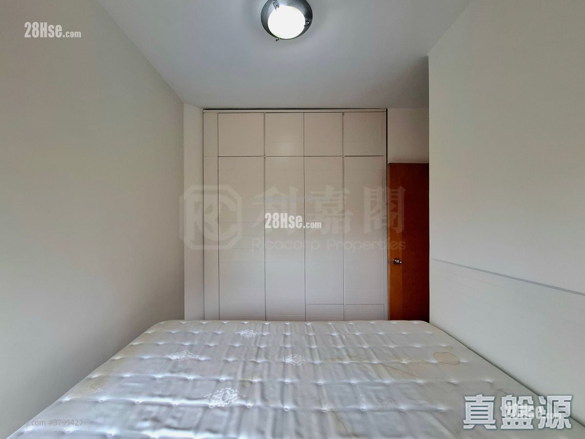 蓝天海岸 租盘 2 房 , 1 浴室 561 平方尺