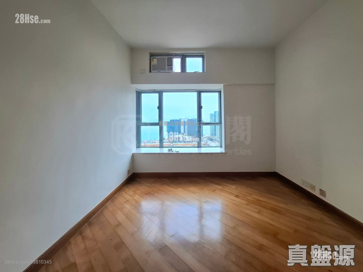 蓝天海岸 售盘 3 房 , 2 浴室 781 平方尺