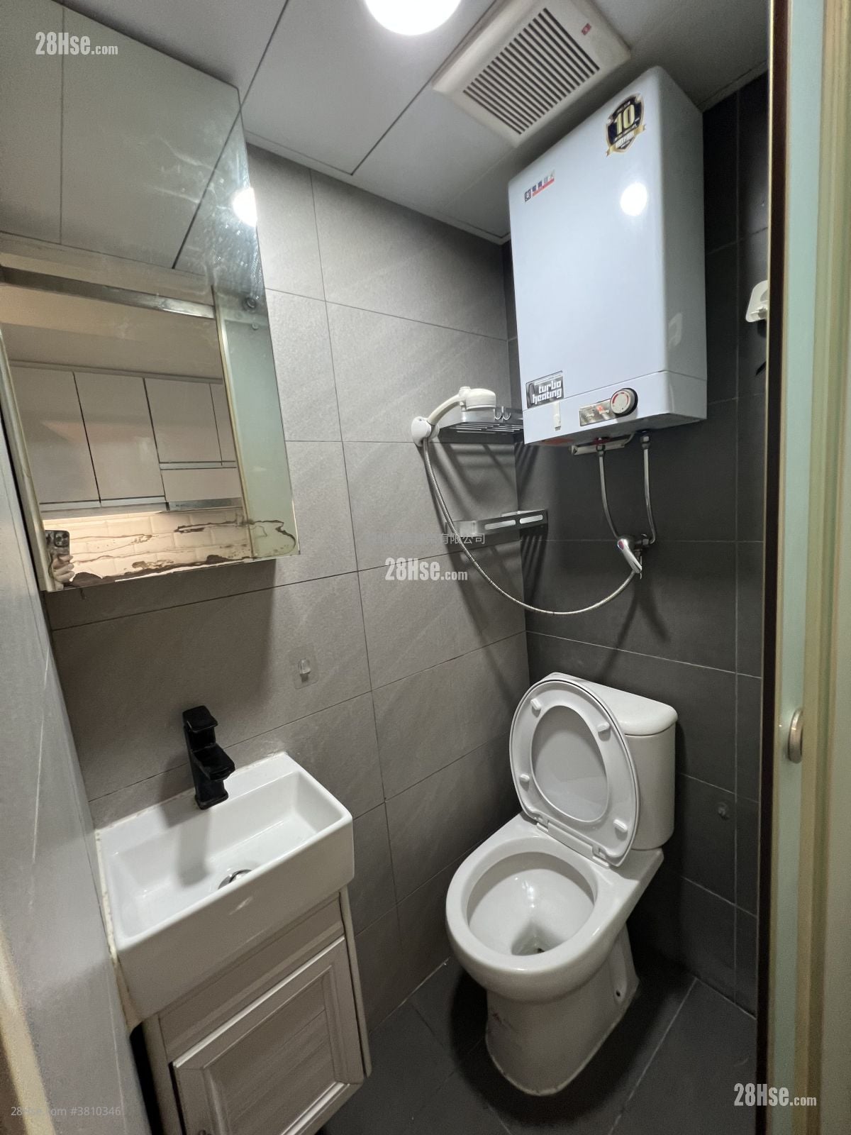 利成大廈 租盤 開放式間隔 , 1 浴室 110 平方呎