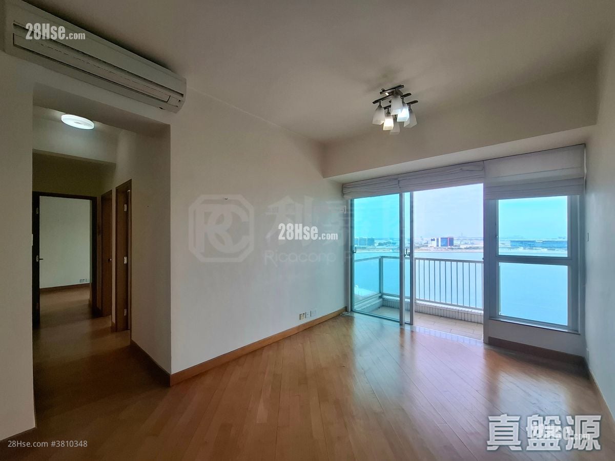 Coastal Skyline Sell 3 Bedrooms , 2 Bathrooms 749 ft²