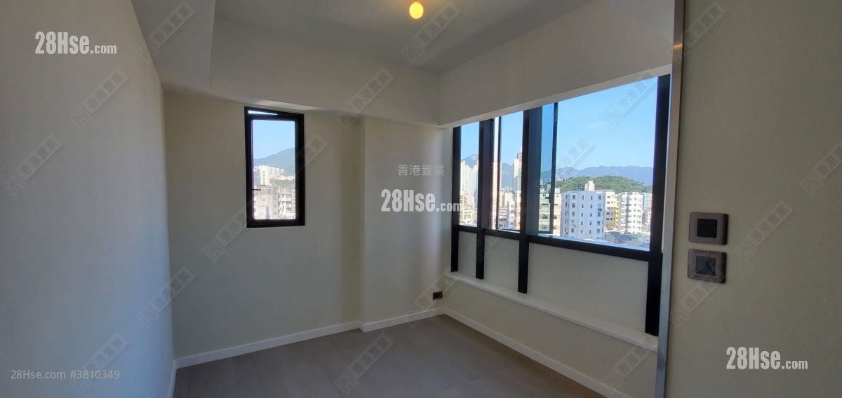 Enchantee Sell Studio , 1 Bathroom 177 ft²