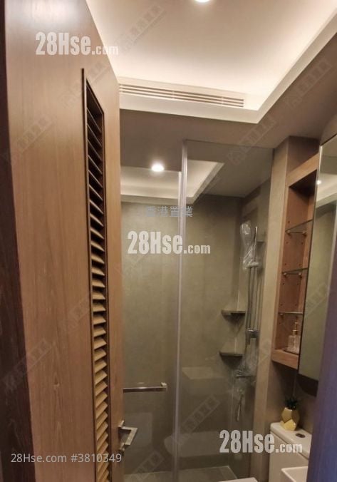 Enchantee Sell Studio , 1 Bathroom 177 ft²