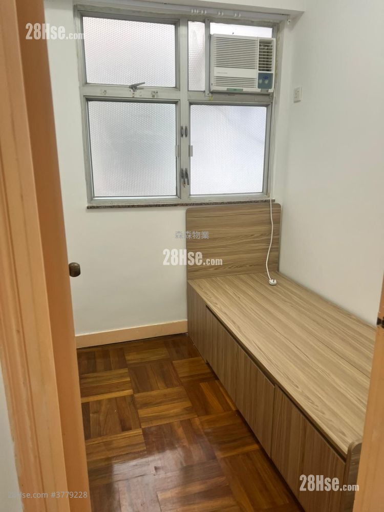 明威大厦 租盘 3 房 , 1 浴室 457 平方尺