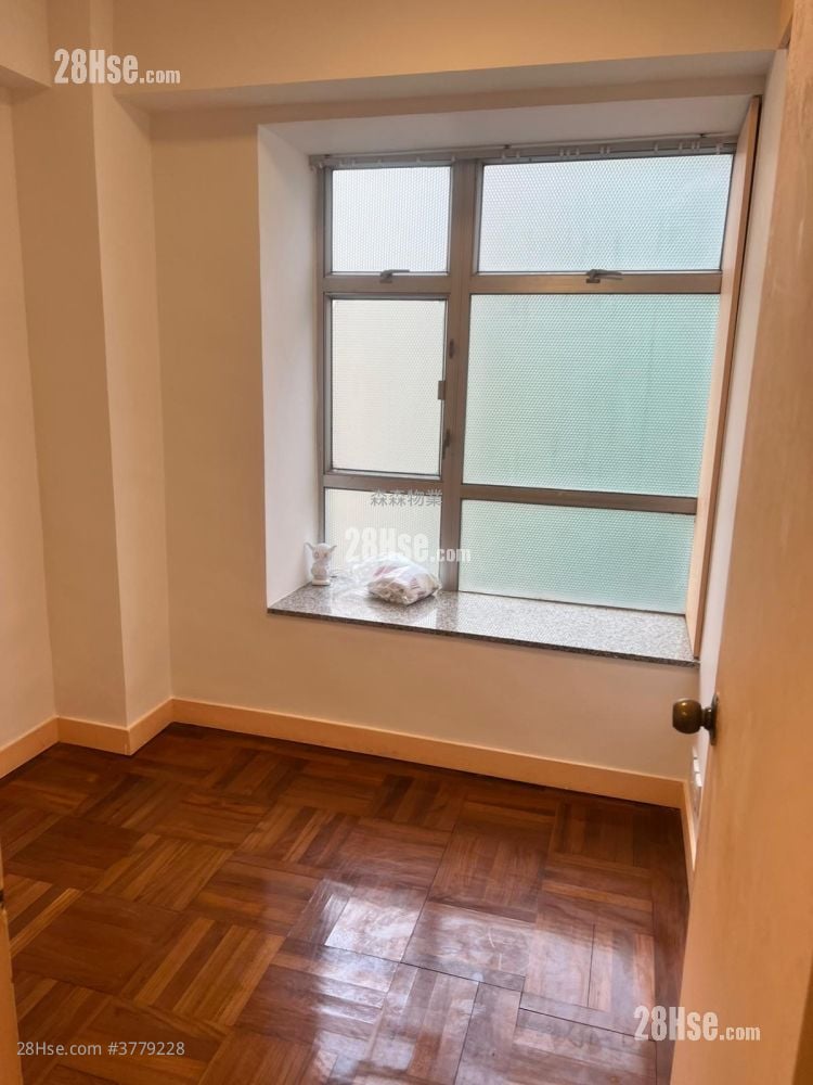 明威大厦 租盘 3 房 , 1 浴室 457 平方尺