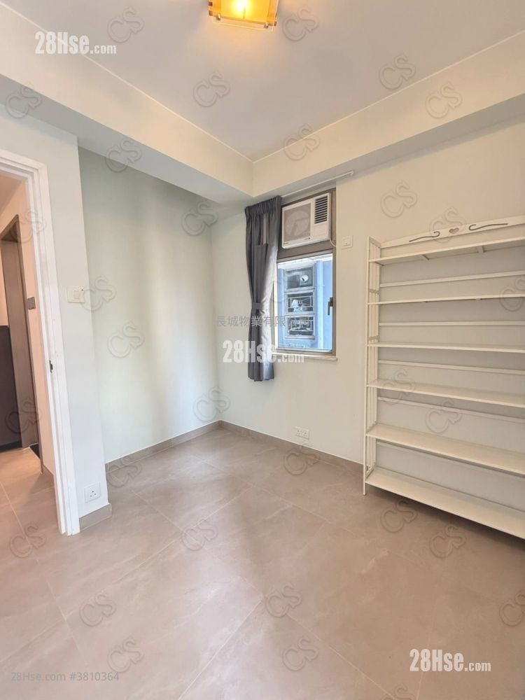 嘉荣大厦 租盘 2 房 , 1 浴室 325 平方尺