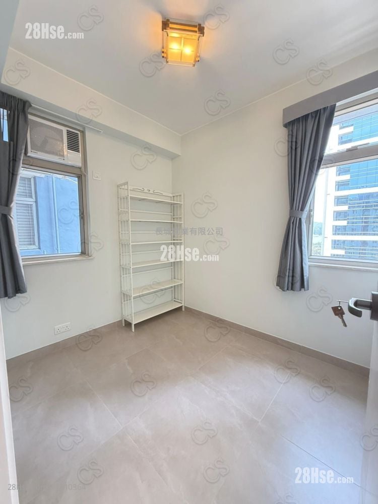 嘉荣大厦 租盘 2 房 , 1 浴室 325 平方尺