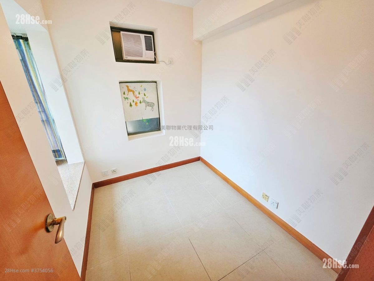 The Grandiose Sell 2 Bedrooms , 1 Bathroom 506 ft²