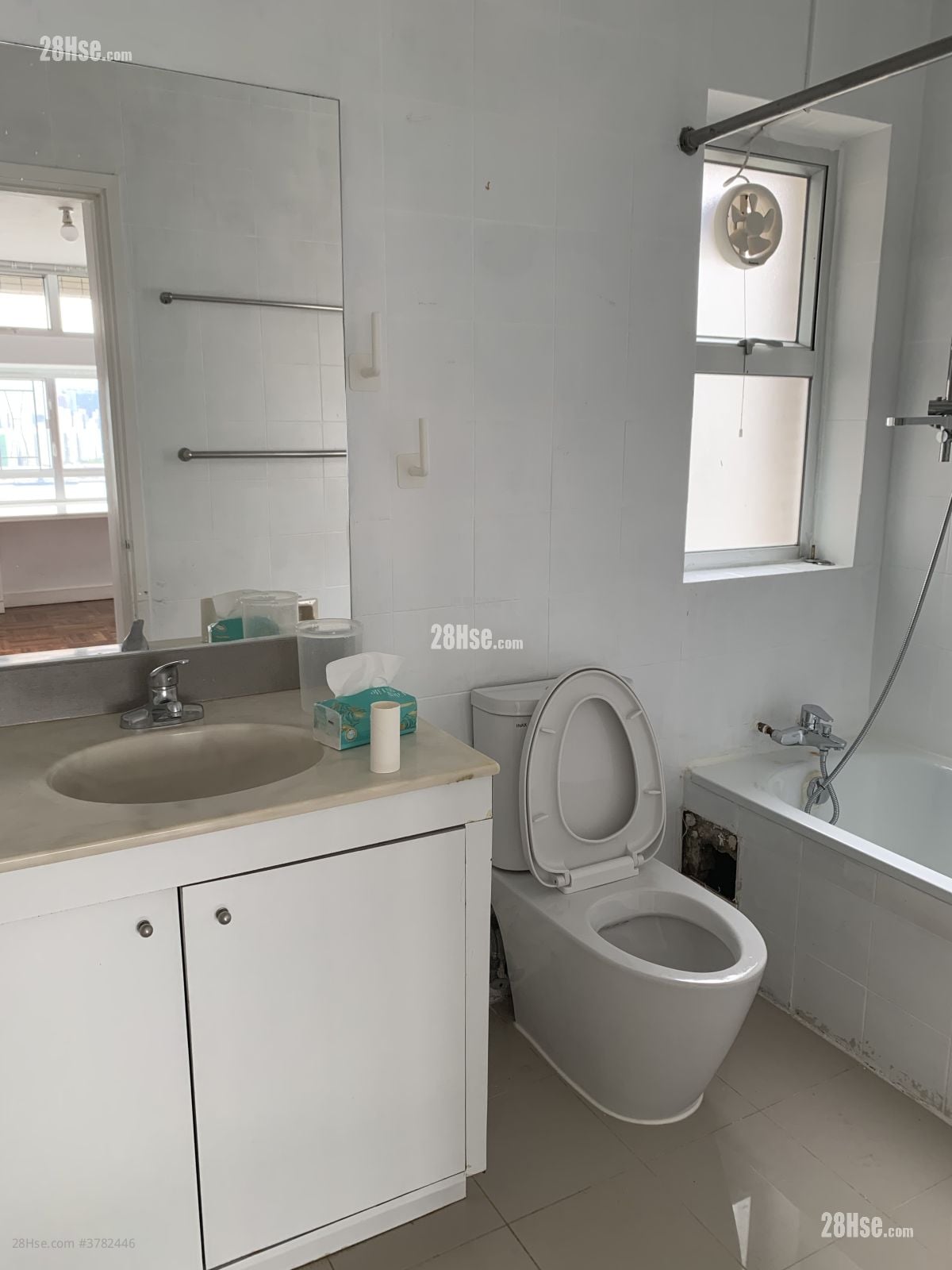 和富中心 租盘 3 房 , 2 浴室 1,308 平方尺