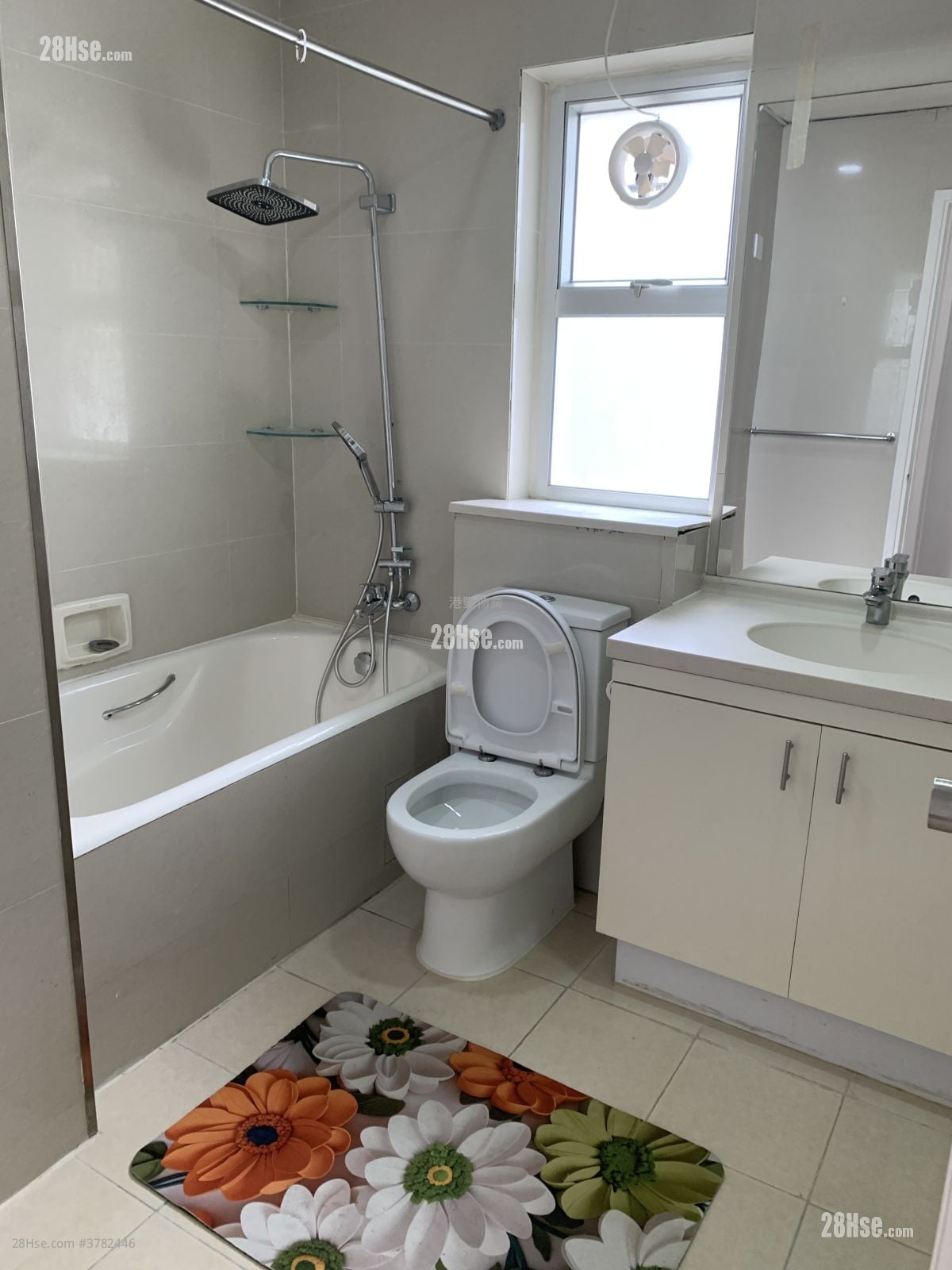 和富中心 租盘 3 房 , 2 浴室 1,308 平方尺