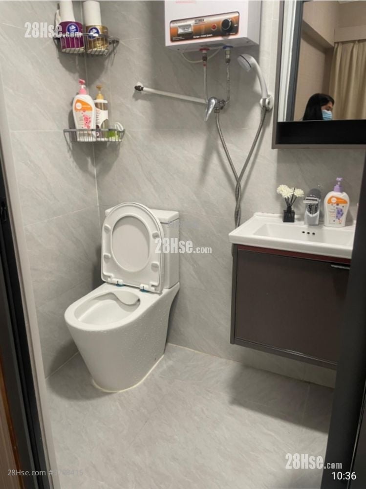 Lee Kwan Building Sell 3 Bedrooms , 2 Bathrooms 510 ft²